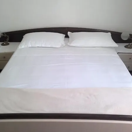 Enzo Apartament